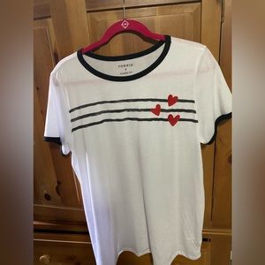 Torrid size 0 classic fit tee